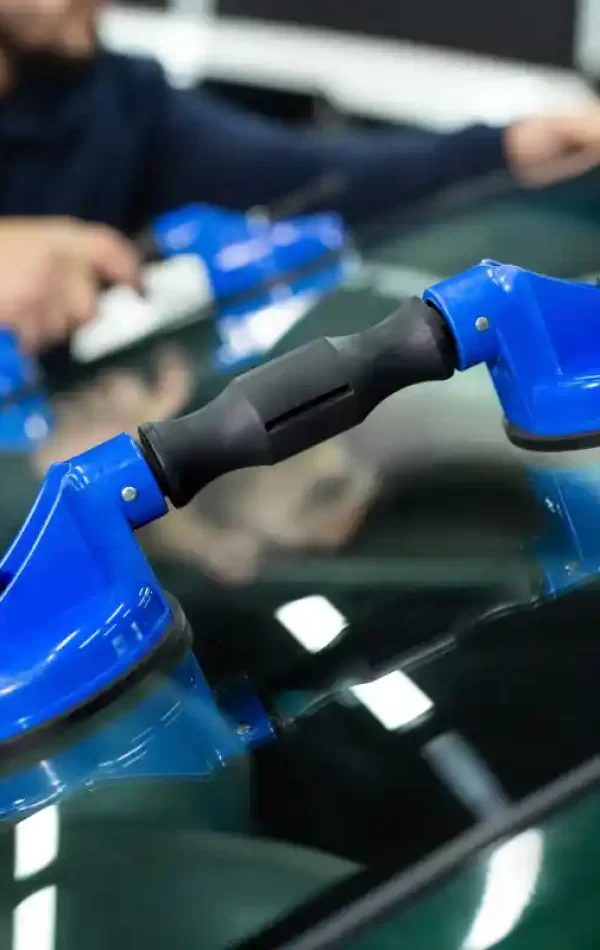 Sostituzione parabrezza - Carrozzeria Nuova Ponte
